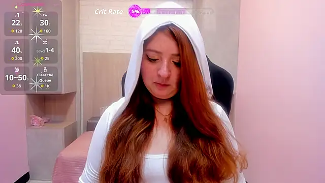 tinaclark  online show from May 11, 2026, 6:05 pm