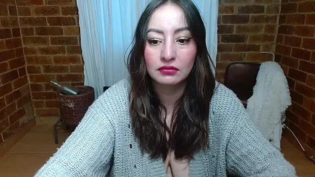 rashellroses22 online show from June 23, 2026, 10:46 am