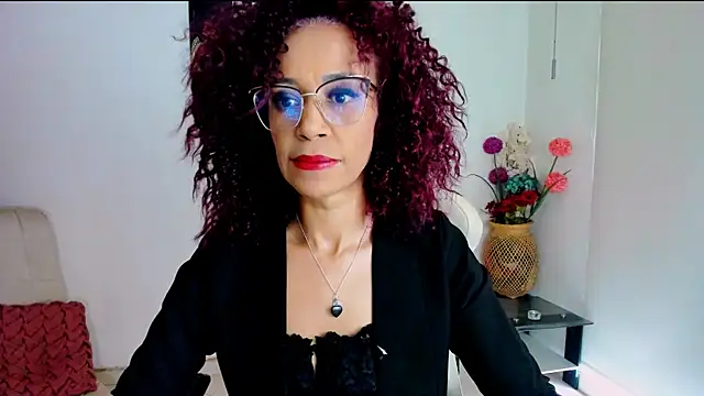 ScarlettMalbec online show from September 15, 2025, 9:37 pm