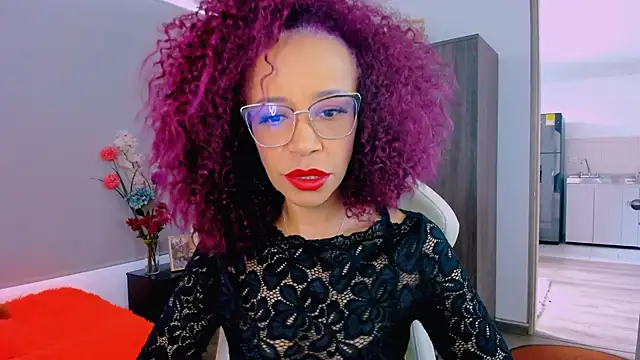 ScarlettMalbec online show from February 4, 2026, 8:36 pm