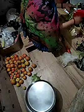 COUPLLE VILLAGE online show from December 30, 2024, 3:14 am