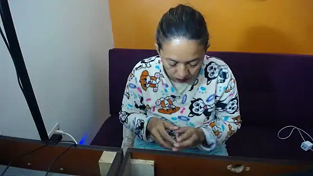 daleska ayala 1 online show from December 24, 2024, 12:22 pm