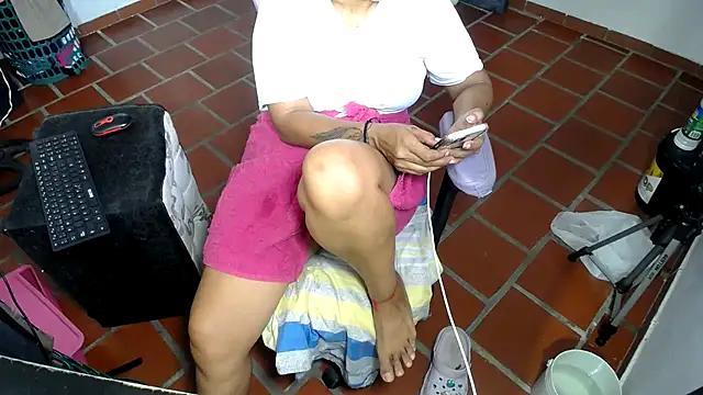 daleska ayala 1 online show from May 19, 2026, 8:26 pm