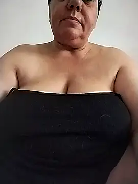 BustyBabyOfficial online show from September 14, 2025, 11:31 am