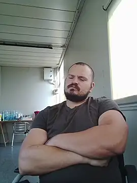 Snapshot of bussilesnar chatting on July 6, 2026, 5:59 am bussilesnar online show from July 6, 2026, 5:59 am