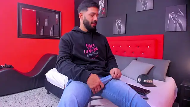 Thiagogomez online show from October 27, 2025, 12:31 pm