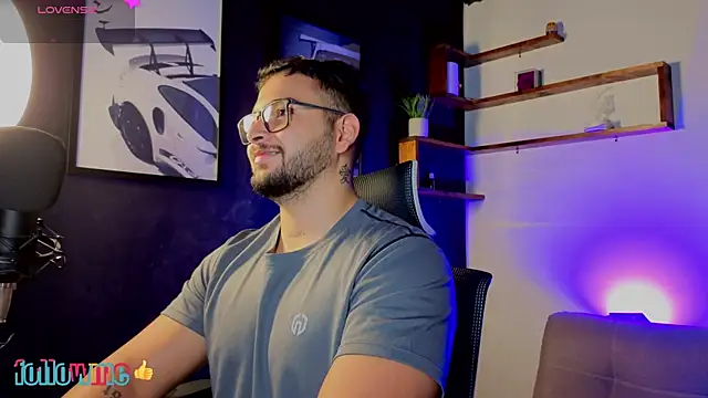 Andrew Brown online show from October 10, 2025, 3:00 pm