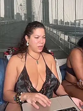 Snapshot of Bigbuttbrooklynn chatting on February 23, 2025, 6:39 am Bigbuttbrooklynn online show from February 23, 2025, 6:39 am
