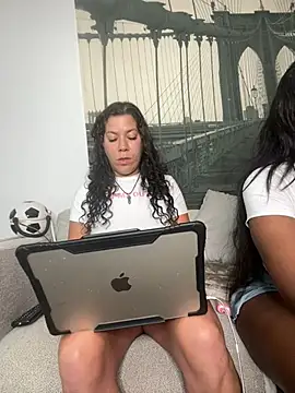 Snapshot of Bigbuttbrooklynn chatting on February 26, 2025, 12:49 am Bigbuttbrooklynn online show from February 26, 2025, 12:49 am
