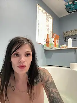 Snapshot of Diamondmodel95 chatting on April 11, 2026, 1:26 pm Diamondmodel95 online show from April 11, 2026, 1:26 pm