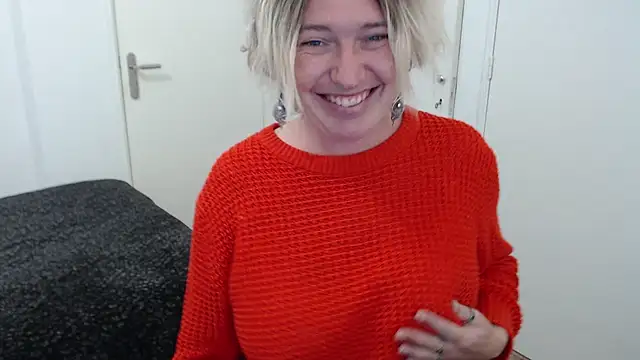 Snapshot of cumfun chatting on October 26, 2025, 3:40 pm cumfun online show from October 26, 2025, 3:40 pm
