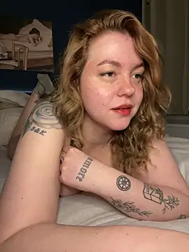 Snapshot of VictoriaLaFleur chatting on December 25, 2024, 9:33 pm VictoriaLaFleur online show from December 25, 2024, 9:33 pm