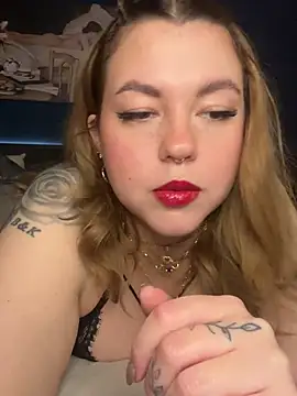 Snapshot of VictoriaLaFleur chatting on February 3, 2025, 9:29 pm VictoriaLaFleur online show from February 3, 2025, 9:29 pm