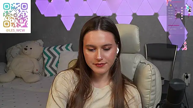 HarleyDeess online show from January 13, 2026, 9:09 pm