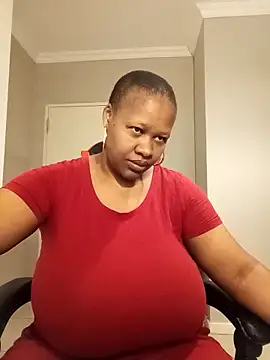 Snapshot of bustylisa1983 chatting on September 20, 2025, 5:08 am bustylisa1983 online show from September 20, 2025, 5:08 am