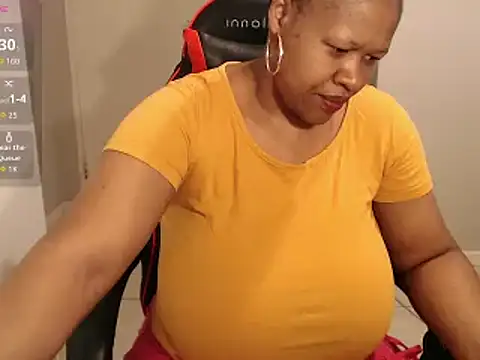 Snapshot of bustylisa1983 chatting on September 23, 2025, 5:43 am bustylisa1983 online show from September 23, 2025, 5:43 am