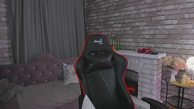 SarahCoksss online show from October 19, 2025, 12:44 am