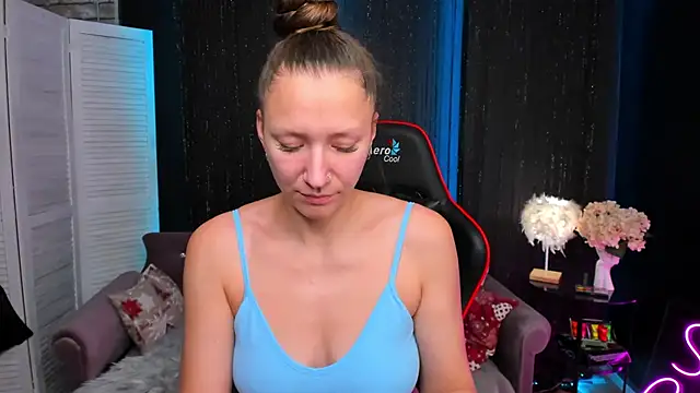 Snapshot of SarahCoksss chatting on November 28, 2025, 12:24 am SarahCoksss online show from November 28, 2025, 12:24 am