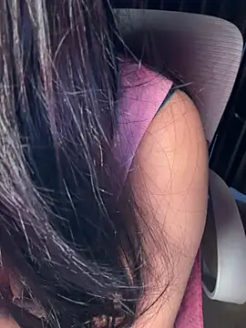 sexy-simmy online show from July 17, 2026, 6:57 pm