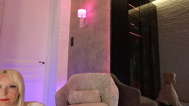 Tasha Allas online show from October 2, 2025, 10:11 am