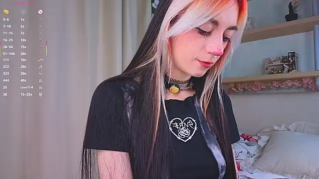 Snapshot of TristaRoht chatting on September 23, 2025, 3:04 pm TristaRoht online show from September 23, 2025, 3:04 pm