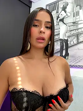 Snapshot of Mau_White chatting on October 2, 2025, 8:49 pm Mau White online show from October 2, 2025, 8:49 pm