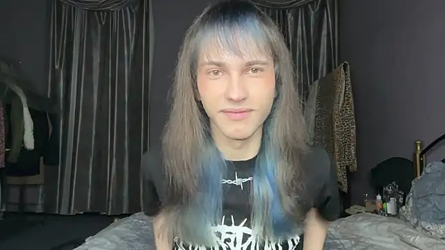 Snapshot of fcherthth chatting on December 20, 2025, 5:20 pm fcherthth online show from December 20, 2025, 5:20 pm