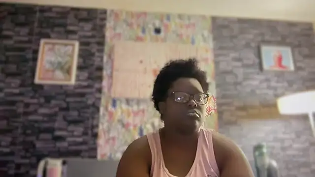 Yagurl  west online show from September 20, 2025, 4:46 am