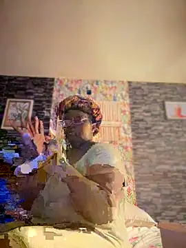 Yagurl  west online show from November 22, 2025, 2:43 am