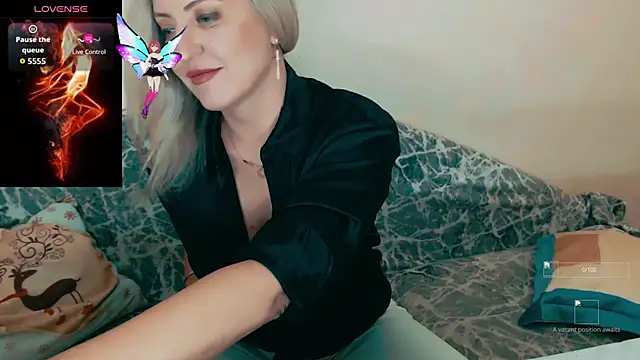 ElysonLang online show from November 13, 2025, 12:42 am