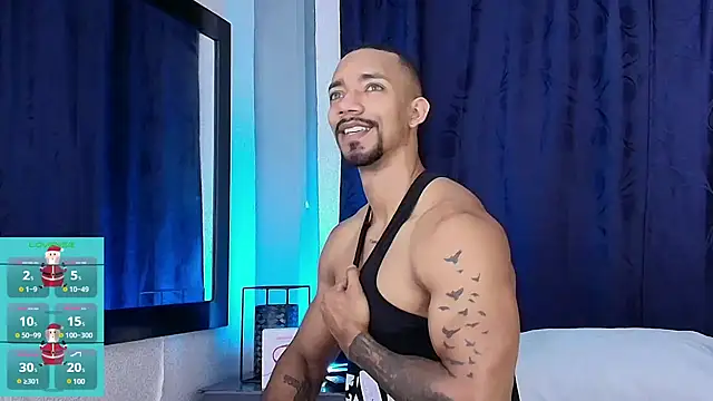 Snapshot of Manolo_Hot1 chatting on December 12, 2024, 2:11 pm Manolo Hot1 online show from December 12, 2024, 2:11 pm