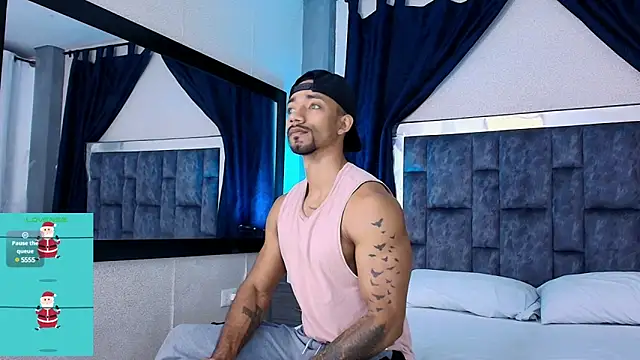 Snapshot of Manolo_Hot1 chatting on January 2, 2025, 2:46 pm Manolo Hot1 online show from January 2, 2025, 2:46 pm