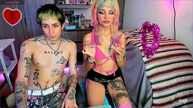 Snapshot of badeyes_crazygoat chatting on February 13, 2026, 4:58 pm badeyes crazygoat online show from February 13, 2026, 4:58 pm