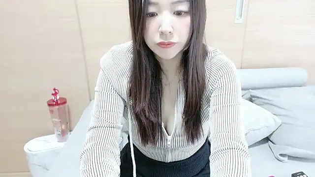 Snapshot of Arisa__ chatting on March 15, 2026, 12:49 am Arisa online show from March 15, 2026, 12:49 am