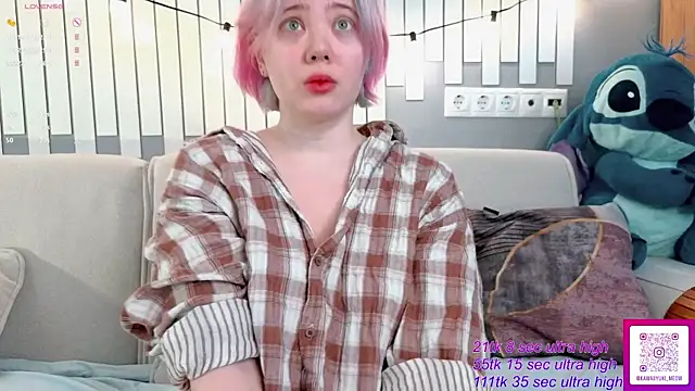 Snapshot of __KawaiiYuki__ chatting on May 9, 2026, 3:45 am KawaiiYuki online show from May 9, 2026, 3:45 am