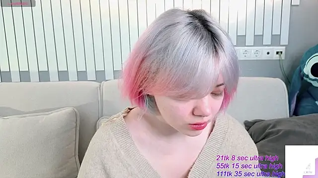Snapshot of __KawaiiYuki__ chatting on May 15, 2026, 3:57 am KawaiiYuki online show from May 15, 2026, 3:57 am