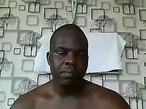 Snapshot of Chumba_001 chatting on December 17, 2024, 12:11 pm Chumba 001 online show from December 17, 2024, 12:11 pm