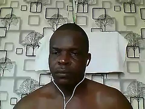Snapshot of Chumba_001 chatting on December 20, 2024, 1:22 pm Chumba 001 online show from December 20, 2024, 1:22 pm