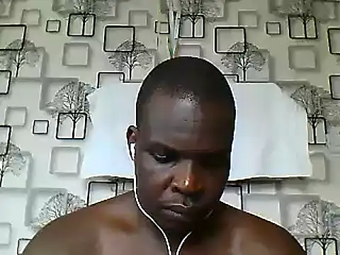 Snapshot of Chumba_001 chatting on December 24, 2024, 12:11 pm Chumba 001 online show from December 24, 2024, 12:11 pm