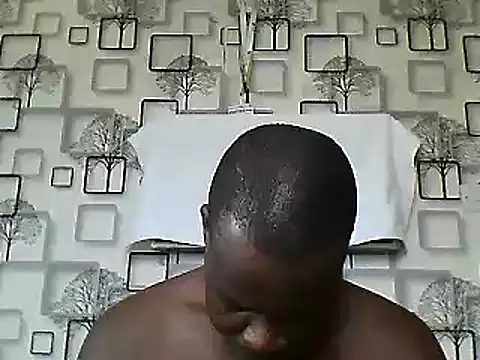Snapshot of Chumba_001 chatting on February 3, 2025, 7:29 am Chumba 001 online show from February 3, 2025, 7:29 am