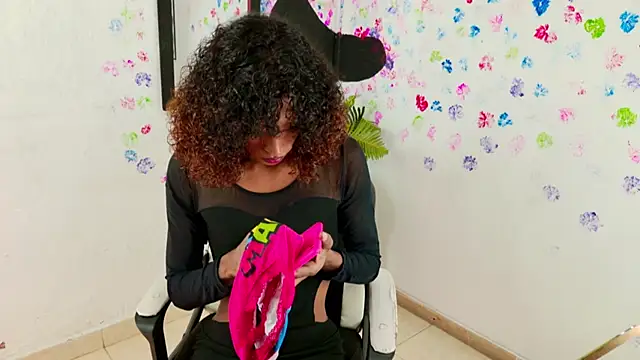 lau sil online show from September 28, 2025, 10:48 pm