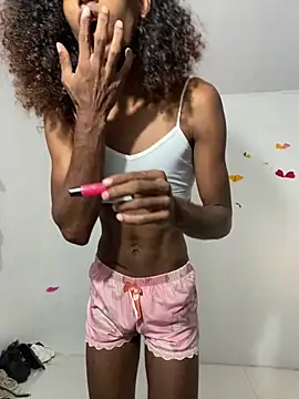 lau sil online show from March 15, 2026, 10:05 pm