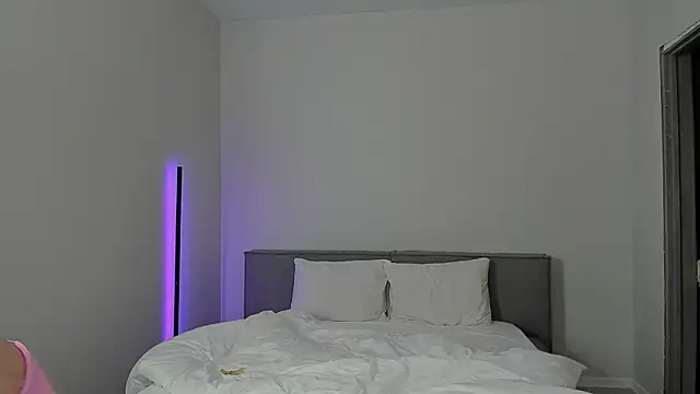 Snapshot of sarahphyllis chatting on October 29, 2025, 9:05 pm sarahphyllis online show from October 29, 2025, 9:05 pm