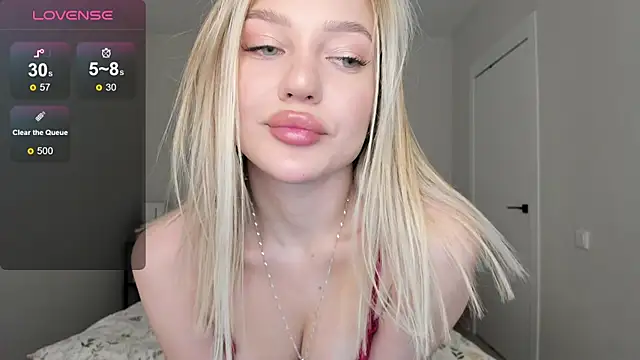 Snapshot of sarahphyllis chatting on February 16, 2026, 9:33 pm sarahphyllis online show from February 16, 2026, 9:33 pm