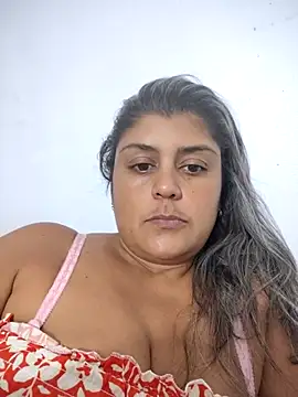 Snapshot of AlyDenalioficial chatting on November 8, 2025, 6:40 pm AlyDenalioficial online show from November 8, 2025, 6:40 pm