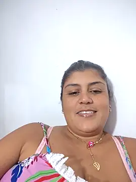 Snapshot of AlyDenalioficial chatting on November 9, 2025, 5:55 pm AlyDenalioficial online show from November 9, 2025, 5:55 pm