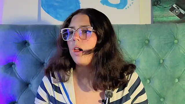 Snapshot of Paola_Lyon_ chatting on April 30, 2026, 6:03 pm Paola Lyon online show from April 30, 2026, 6:03 pm
