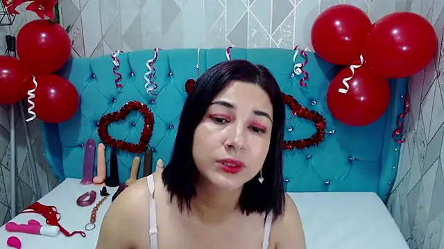 Snapshot of AdaFawxx chatting on February 8, 2025, 1:54 am AdaFawxx online show from February 8, 2025, 1:54 am