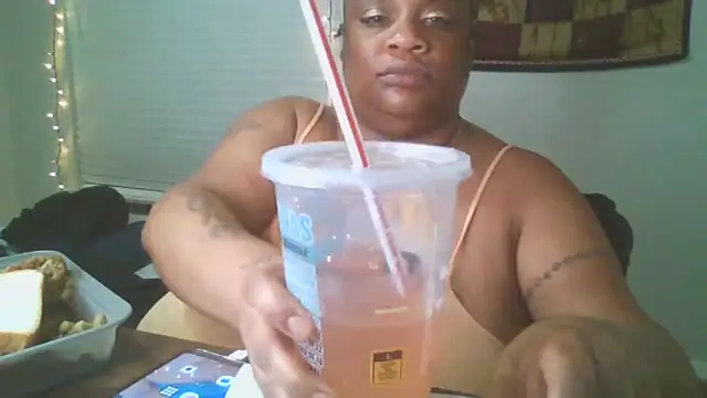 Snapshot of NaughtyHottieBBW chatting on May 16, 2026, 1:02 am NaughtyHottieBBW online show from May 16, 2026, 1:02 am