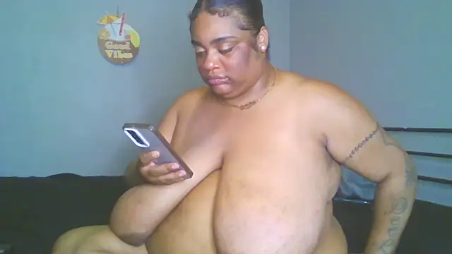 Snapshot of NaughtyHottieBBW chatting on July 8, 2026, 11:42 pm NaughtyHottieBBW online show from July 8, 2026, 11:42 pm